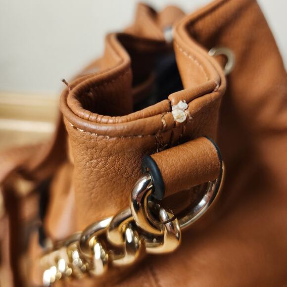 Black Rivet Brown Shoulder Purse Bucket Bag Back Pack Inner Outer Pockets - Picture 5 of 12